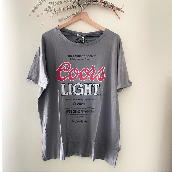 Urban Outfitters The Laundry Room X Coors Light Beer Official Tee - Picture 3 of 15